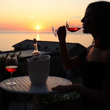 Sunset Manarolaアパートメント エクステリア 写真